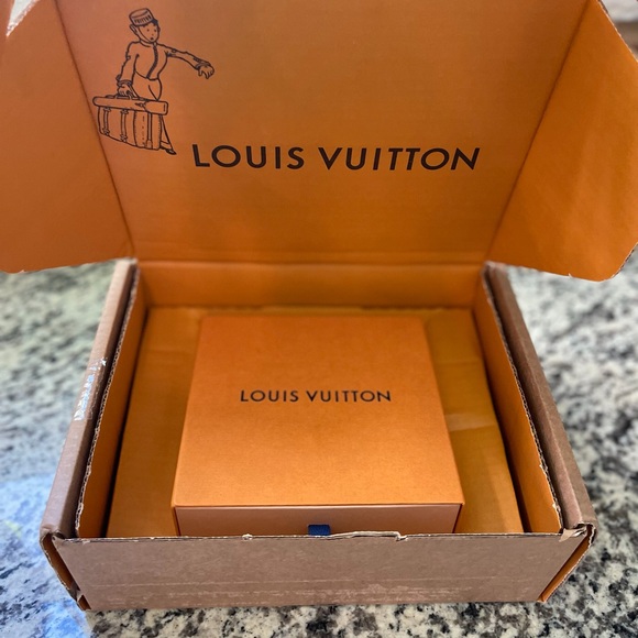 Louis Vuitton LV Iconic 20mm Reversible Belt main image 6